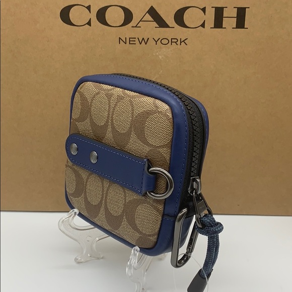 COACH DISNEY X COACH SQUARE HYBRID POUCH - Picture 10 of 16